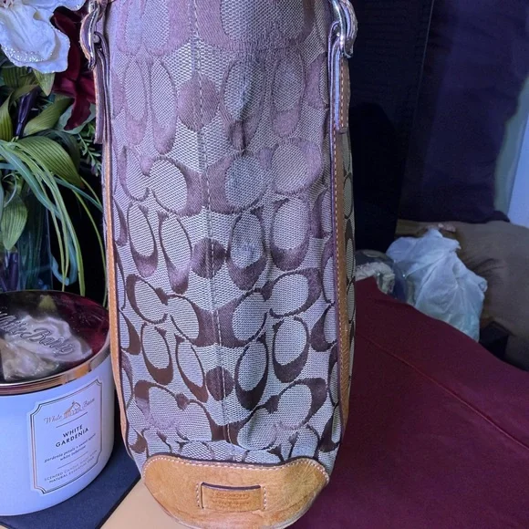 Coach City Tote with Signature Logo in Tan and Brown - Picture 3 of 16